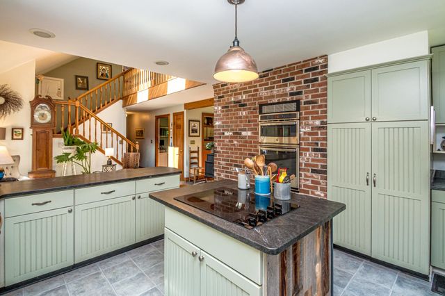 1342 Stark Road, Conway, NH 03813