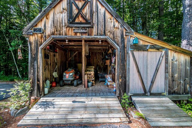 1342 Stark Road, Conway, NH 03813