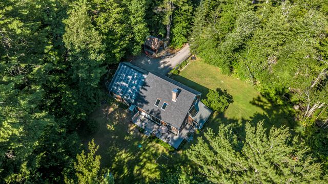 1342 Stark Road, Conway, NH 03813