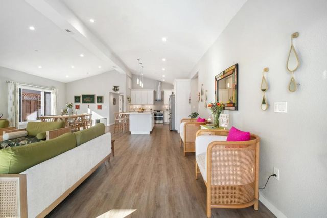 1262 Manzano Way, Sunnyvale, CA 94089