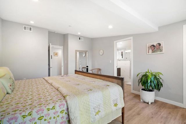 1262 Manzano Way, Sunnyvale, CA 94089