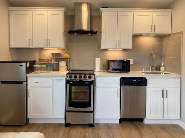 1262 Manzano Way, Sunnyvale, CA 94089