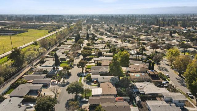 1262 Manzano Way, Sunnyvale, CA 94089