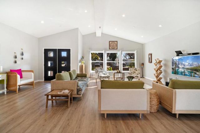 1262 Manzano Way, Sunnyvale, CA 94089