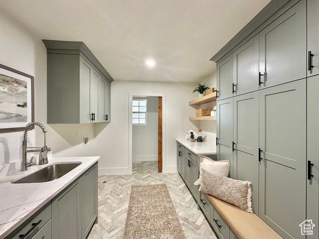 5862 S AYRSHIRE DR, Murray, UT 84107