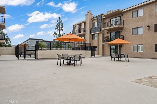 12400 Montecito Road 412, Seal Beach, CA 90740