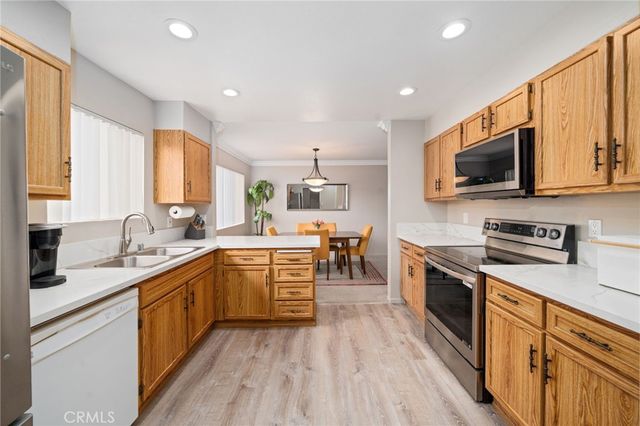 12400 Montecito Road 412, Seal Beach, CA 90740