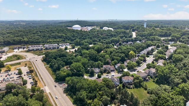 506 Hawthorne Woods Drive, Eagan, MN 55123