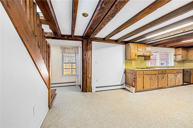 1289 South Road, East Greenwich, RI 02818