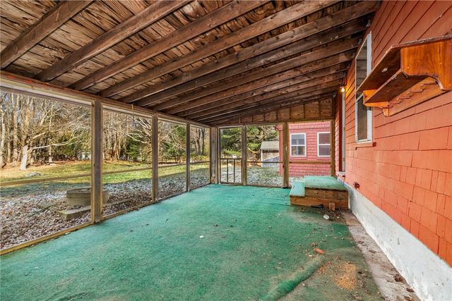 1289 South Road, East Greenwich, RI 02818