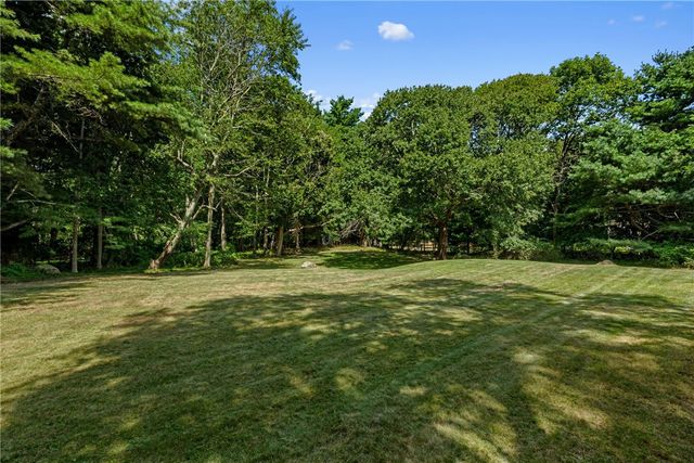 1289 South Road, East Greenwich, RI 02818