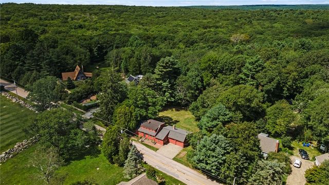 1289 South Road, East Greenwich, RI 02818