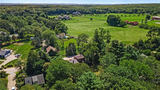 1289 South Road, East Greenwich, RI 02818