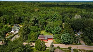 1289 South Road, East Greenwich, RI 02818