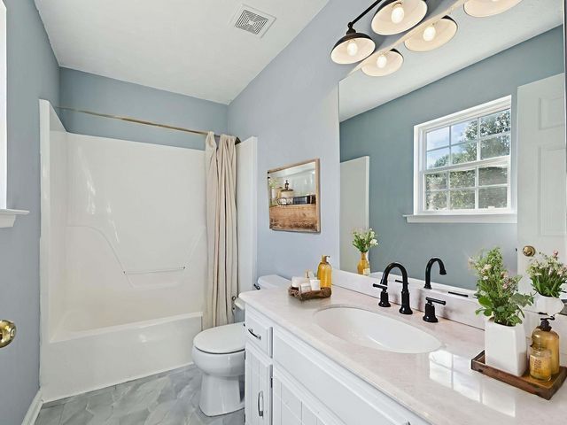 2914 Kedzie Dr, Murfreesboro, TN 37130
