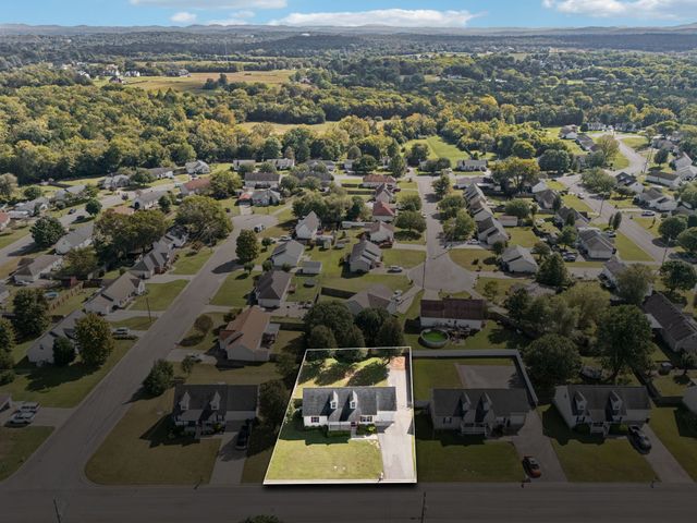 2914 Kedzie Dr, Murfreesboro, TN 37130