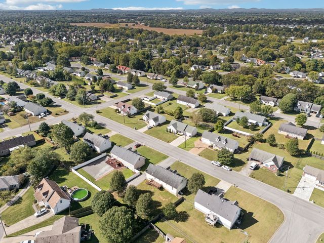 2914 Kedzie Dr, Murfreesboro, TN 37130
