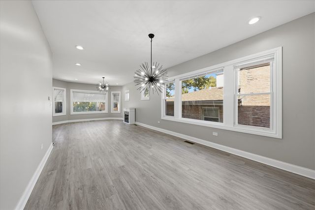 10453 S Indiana Avenue, Chicago, IL 60628
