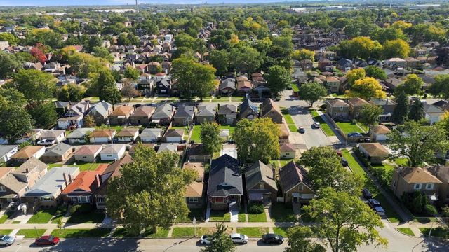10453 S Indiana Avenue, Chicago, IL 60628
