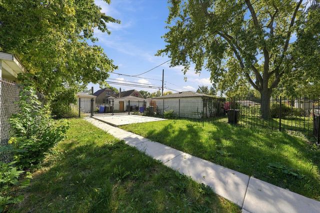 10453 S Indiana Avenue, Chicago, IL 60628