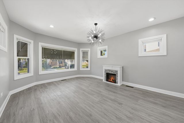 10453 S Indiana Avenue, Chicago, IL 60628