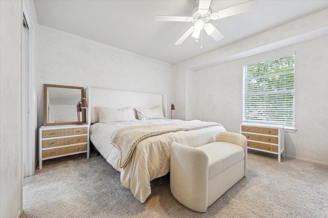 8211 Kingsbrook Road 205, Houston, TX 77024