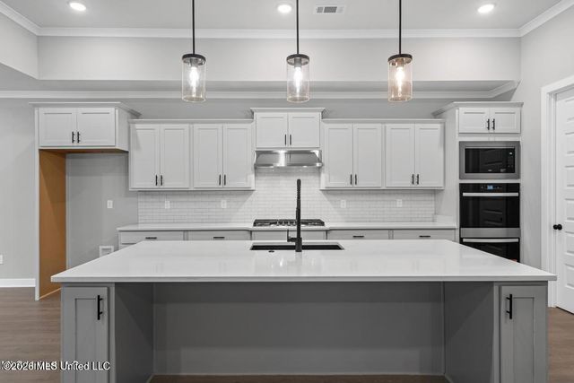 2835 S Cypress Lake Drive, Olive Branch, MS 38654