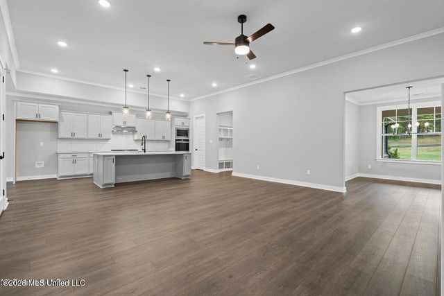 2835 S Cypress Lake Drive, Olive Branch, MS 38654
