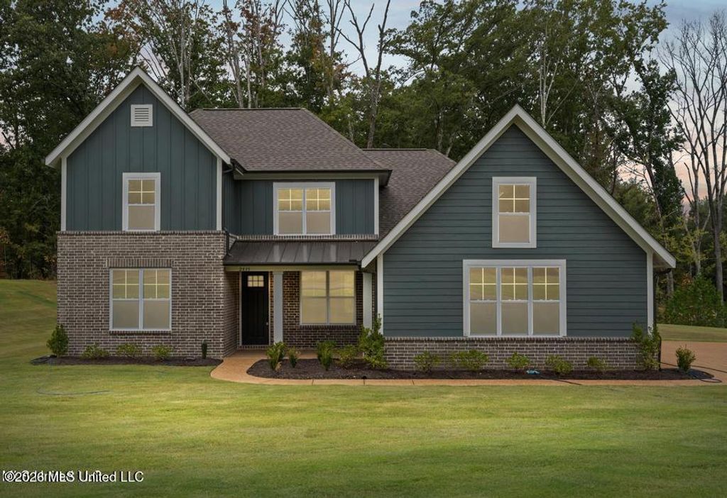 2835 S Cypress Lake Drive, Olive Branch, MS 38654