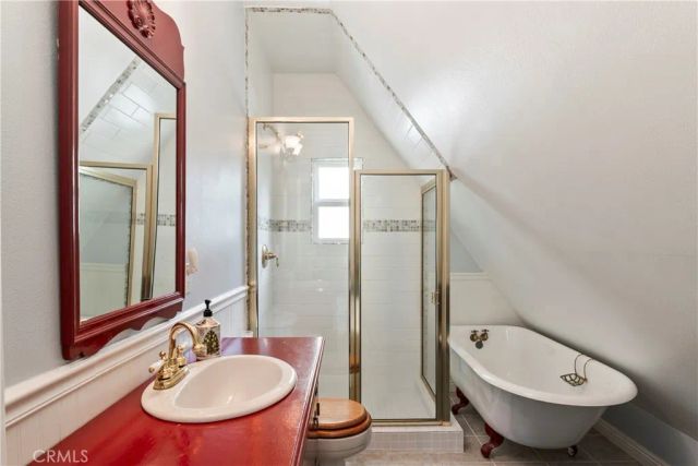 27601 Cedarwood Drive, Lake Arrowhead, CA 92352