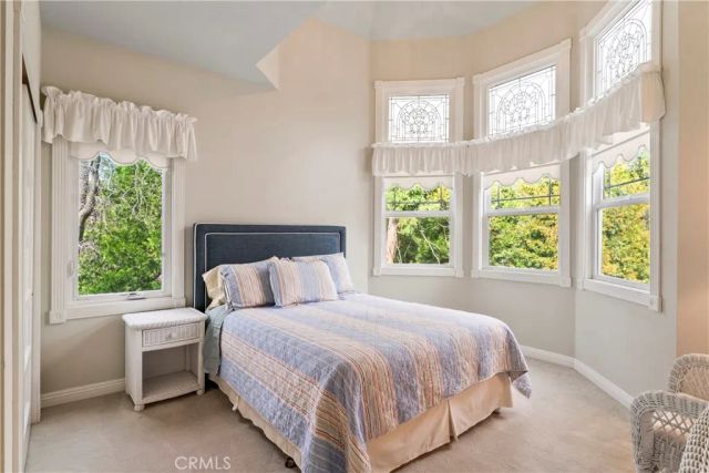 27601 Cedarwood Drive, Lake Arrowhead, CA 92352