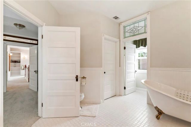 27601 Cedarwood Drive, Lake Arrowhead, CA 92352