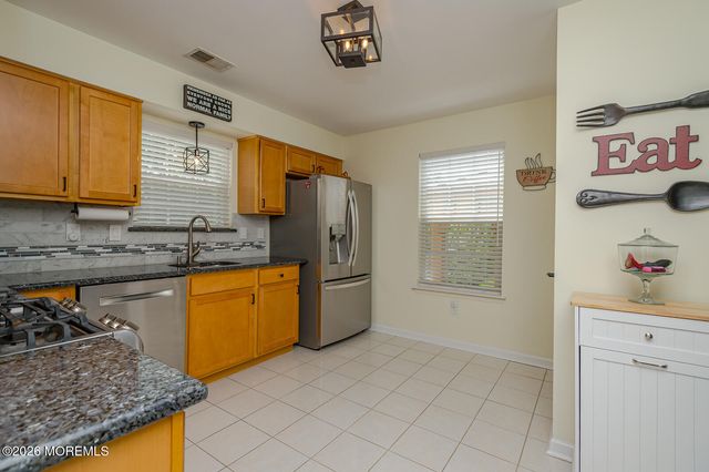 38 Van Dorn Street, Keyport, NJ 07735