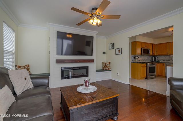 38 Van Dorn Street, Keyport, NJ 07735