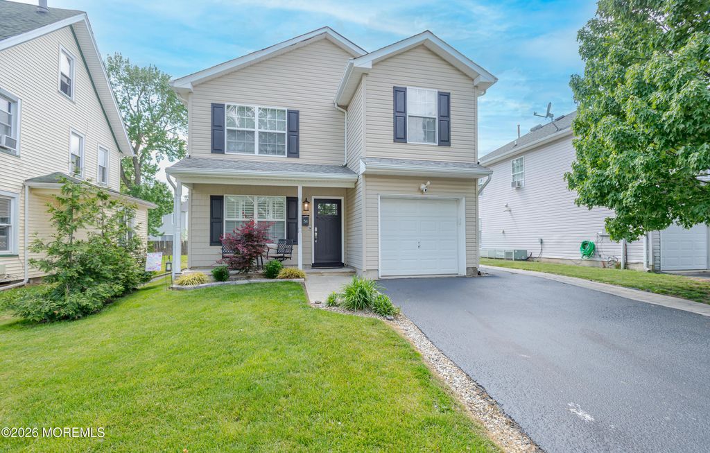 38 Van Dorn Street, Keyport, NJ 07735