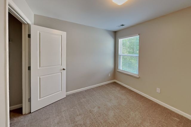 512 Hickory Leaf Ct, Mount Juliet, TN 37122