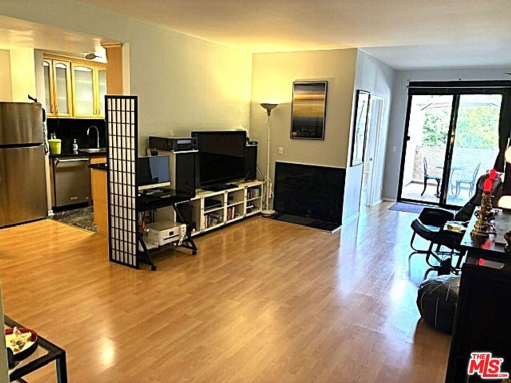 2491 Purdue Avenue 117, Los Angeles, CA 90064 — exterior