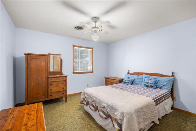 721 Concordia B Drive, Bellville, TX 77418