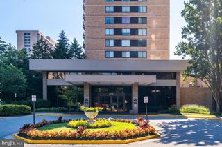 3713 S GEORGE MASON DR #1604, Falls Church, VA 22041