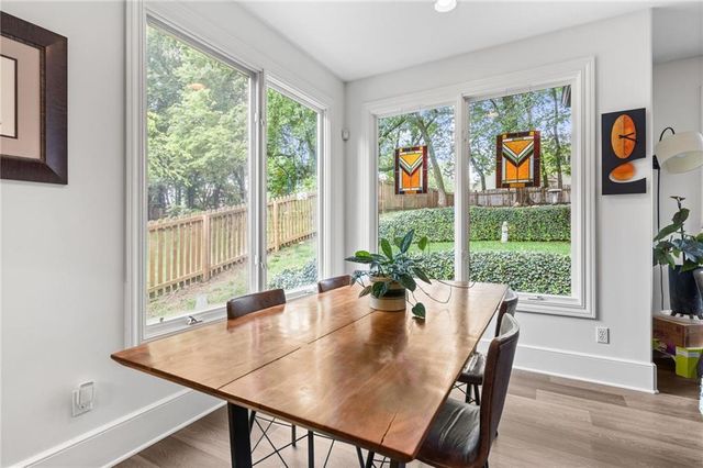 801 Fox Chase Court, Lawrence, KS 66049