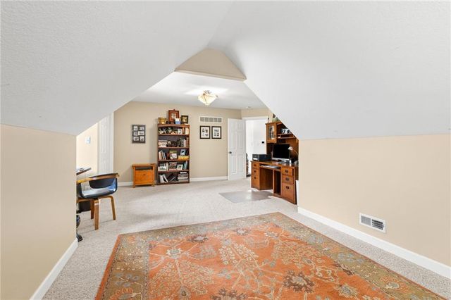 801 Fox Chase Court, Lawrence, KS 66049
