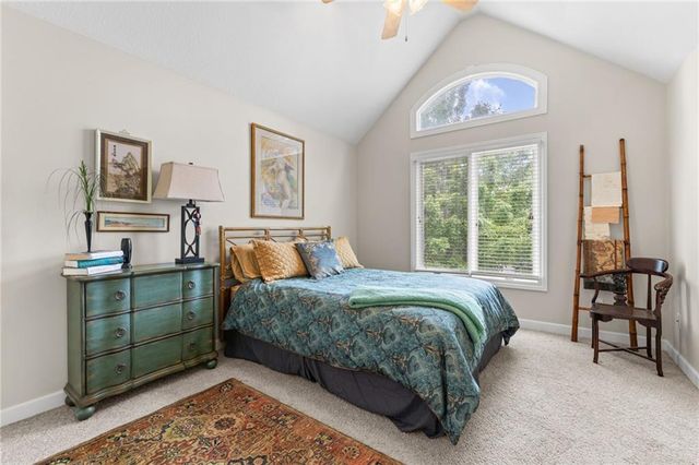801 Fox Chase Court, Lawrence, KS 66049