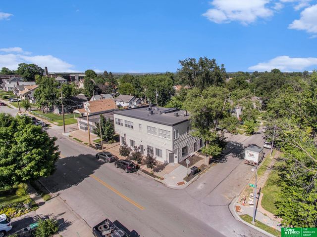 2603 N 45 Street, Omaha, NE 68104