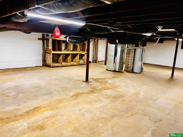 2603 N 45 Street, Omaha, NE 68104