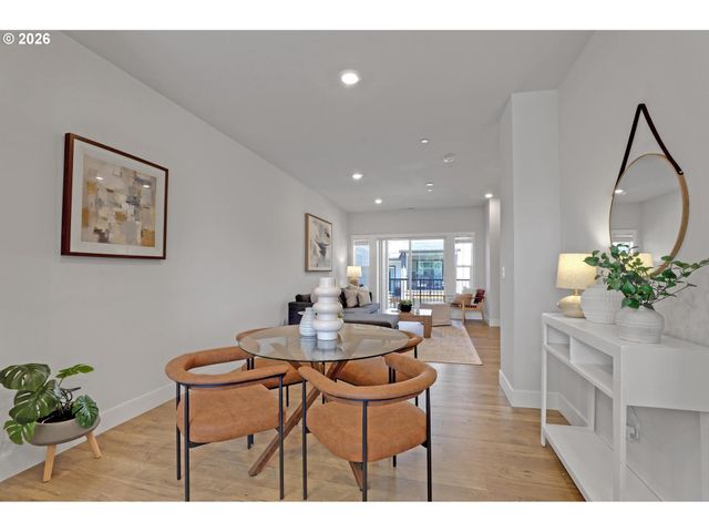 16084 Nw PRISTINE Ln, Portland, OR 97229