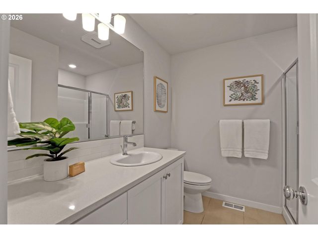 16084 Nw PRISTINE Ln, Portland, OR 97229