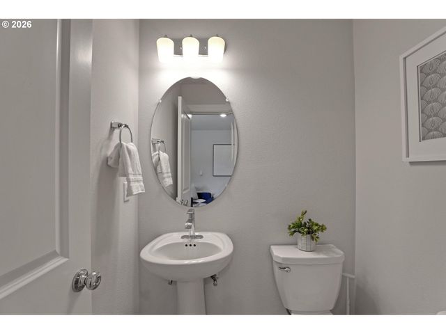 16084 Nw PRISTINE Ln, Portland, OR 97229