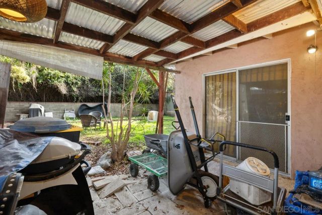 2747 Fairfield St, San Diego, CA 92110