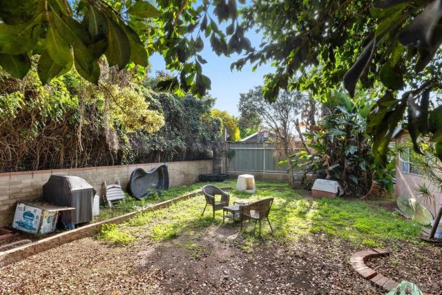 2747 Fairfield St, San Diego, CA 92110