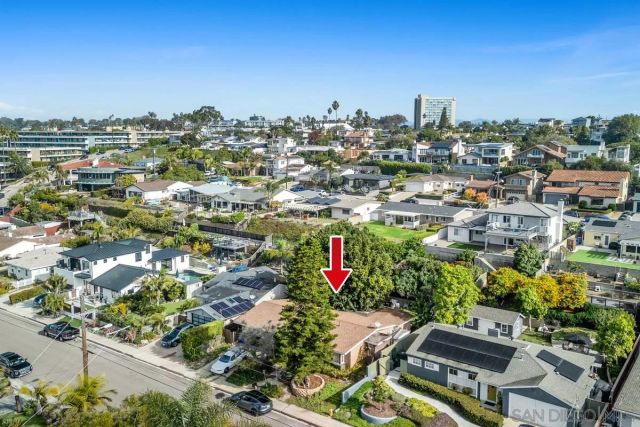 2747 Fairfield St, San Diego, CA 92110